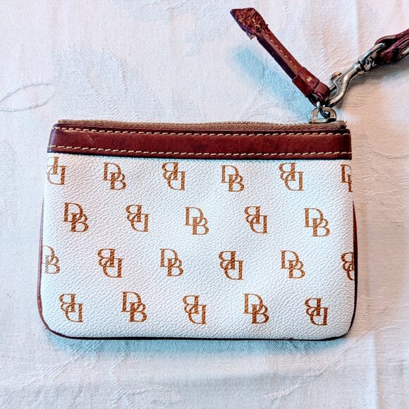 Dooney & Bourke Shadow Signature Brown White Monogram DB Leather Wristlet Wallet - Picture 6 of 8